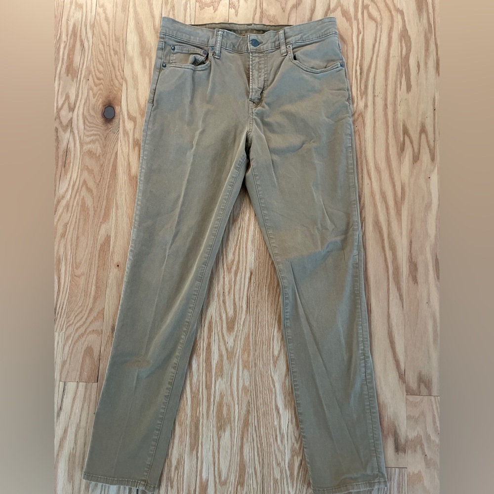 American Eagle flex khakis: 33x34
